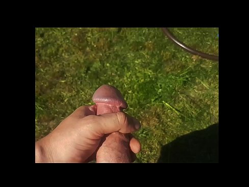 ❤️ Hot hottie gets her pink pussy fucked and cums with a squirt in a summer garden ❤️❌ Fucking video  ia makou ❌️❤